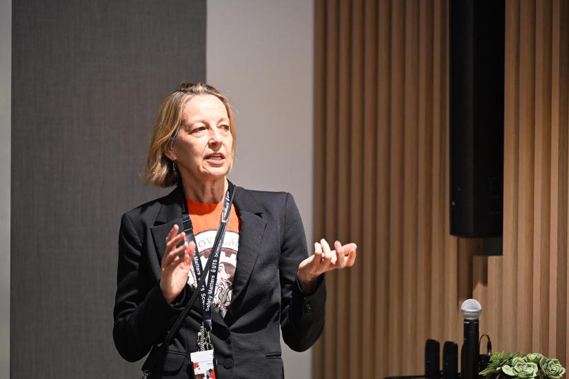 A/Prof Louise Cole speaking at Research Cafe